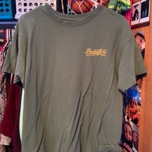 olive green men’s L primitive tee